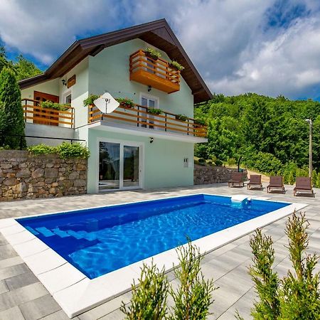 Villa Dino Tin Красно Поле Екстериор снимка