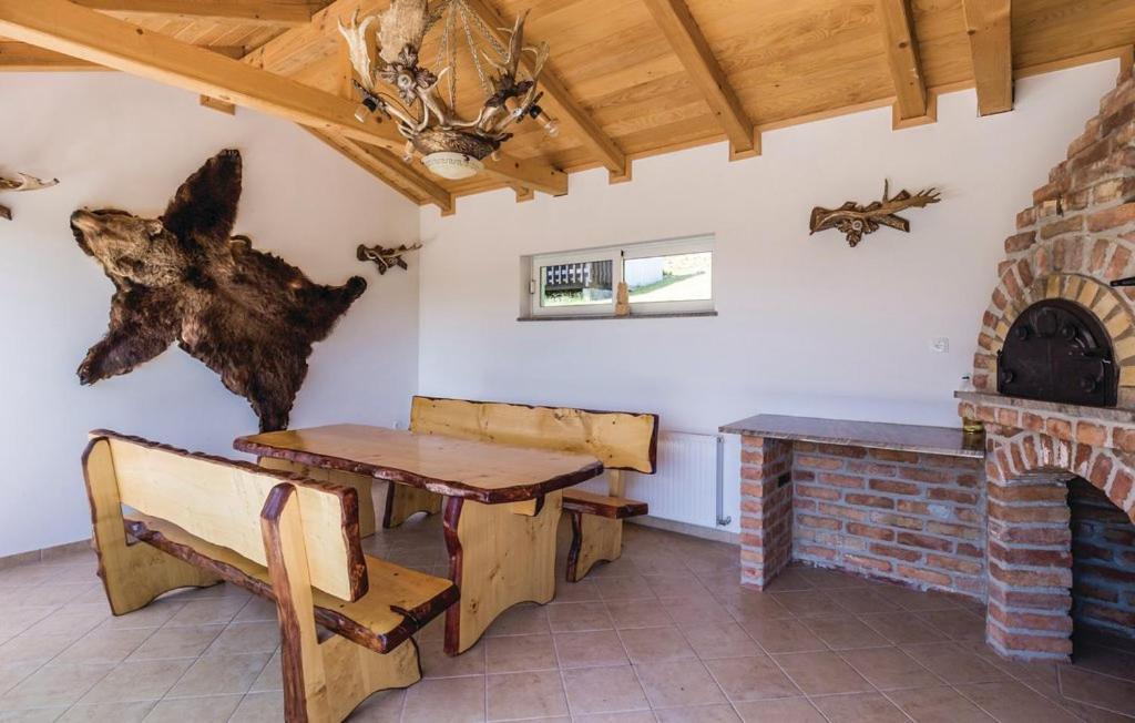 Villa Dino Tin Красно Поле Екстериор снимка