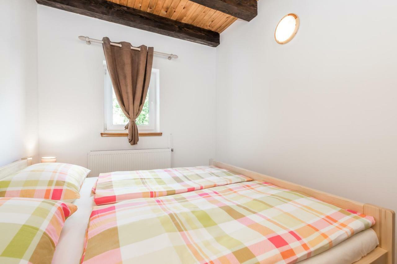 Villa Dino Tin Красно Поле Екстериор снимка