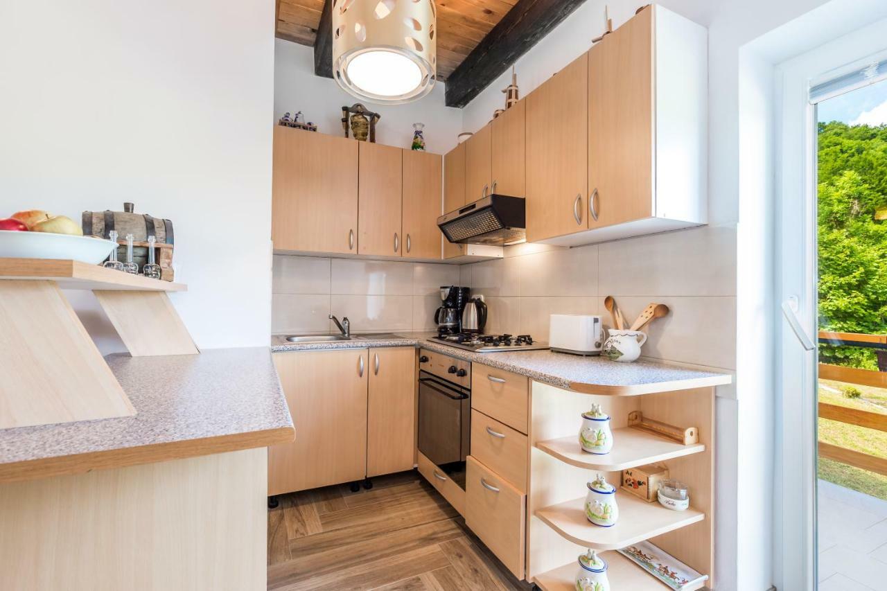Villa Dino Tin Красно Поле Екстериор снимка