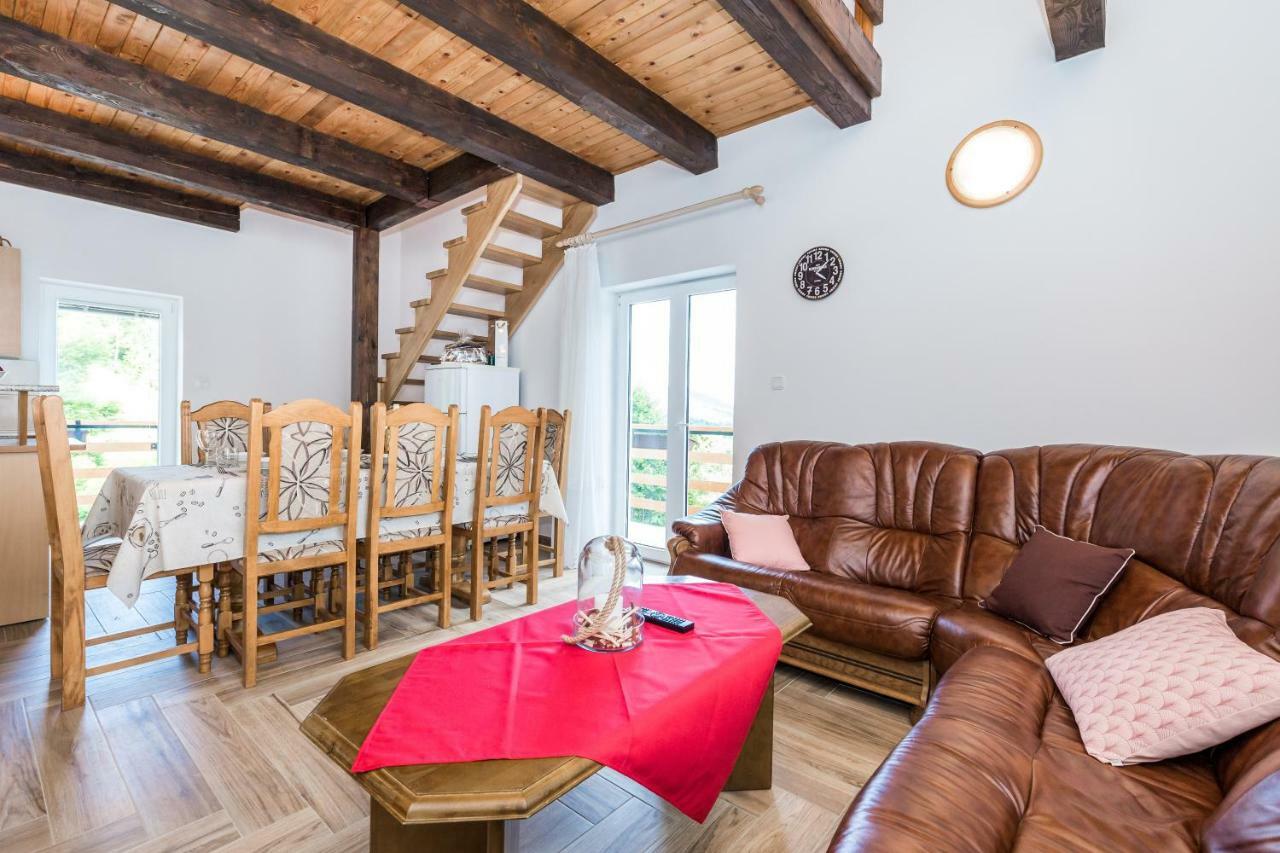 Villa Dino Tin Красно Поле Екстериор снимка